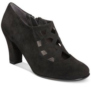 Aerosoles  heeled closed toe Shoes 8.5